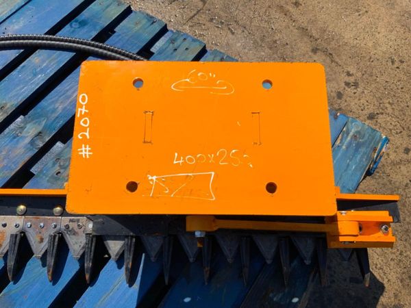 UNUSED 60" MINI DIGGER HEDGE CUTTER.......2070. 359621554