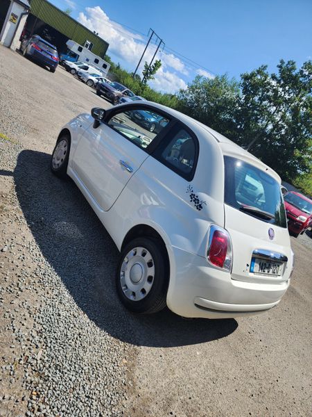 Beautiful 2014 Fiat 500 Low Miles 359621660