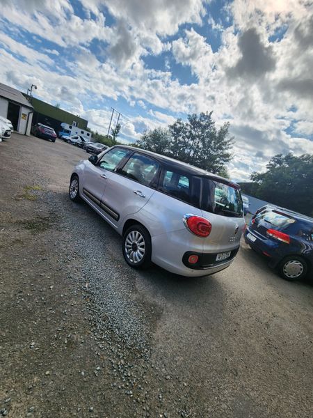 2014 Fiat 500L Automatic 7-Seater low miles 359622702