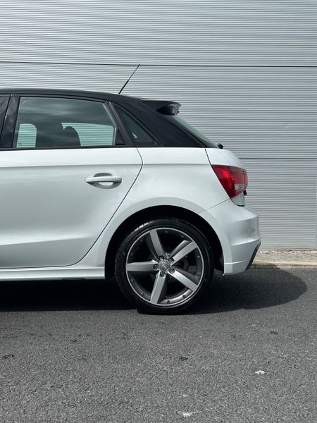 Audi A1 Sline 1.6TDI *LowKMS 359634356