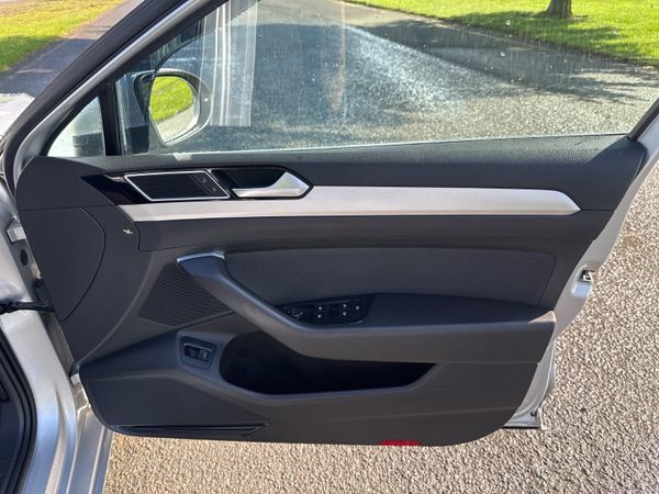 Volkswagen Passat 2016 CL 2.0 TDI 150 HP 359636672