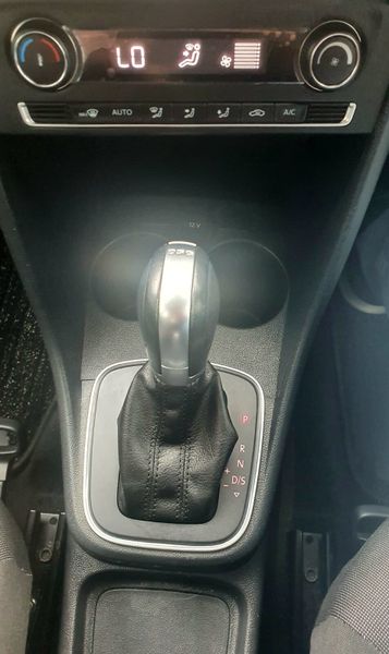 2017 Volkswagen Polo | High Line 359639818