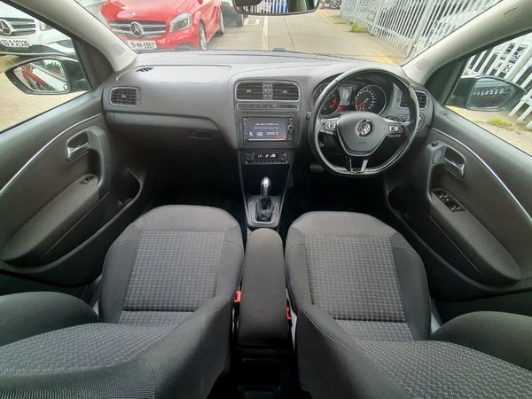 2017 Volkswagen Polo | High Line 359639827