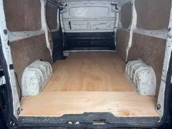 192 RENAULT TRAFFIC  LWB ! 359632346