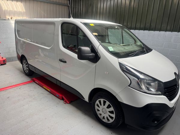 192 RENAULT TRAFFIC  LWB ! 359632348