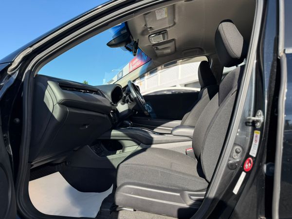 2014 Honda Vezel(HRV)1.5 hybrid auto,64k Miles 359685359