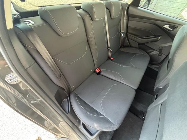 2017 Ford Focus 1.5 TDCI Zetec Edition 359687097