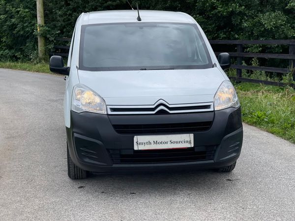 162 Citroen Berlingo Eneterprise Spotless***** 359687441