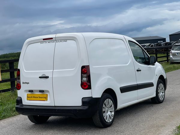 162 Citroen Berlingo Eneterprise Spotless***** 359687457