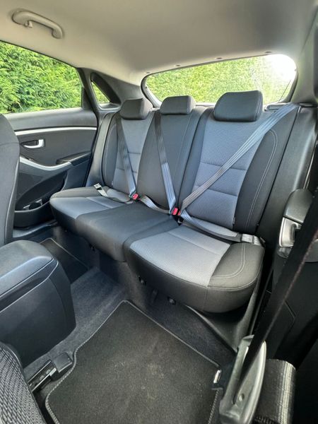 Hyundai i30 DELUXE 2015 NCT 04-26 359696397