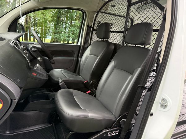 Renault Kangoo 2019 Low KM 359717186