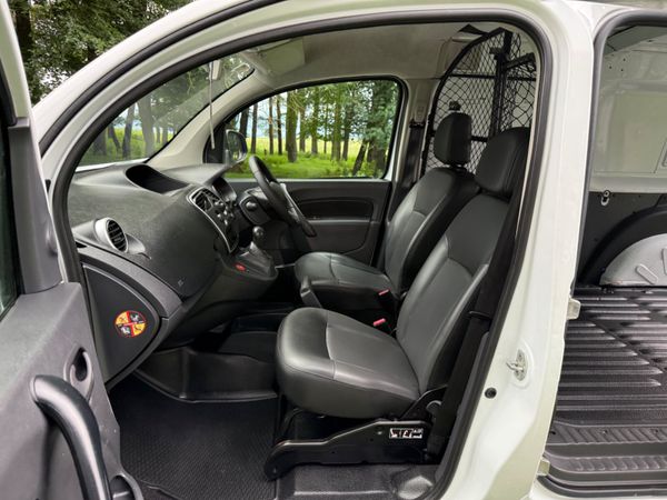 Renault Kangoo 2019 Low KM 359717187