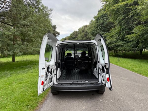 Renault Kangoo 2019 Low KM 359717210