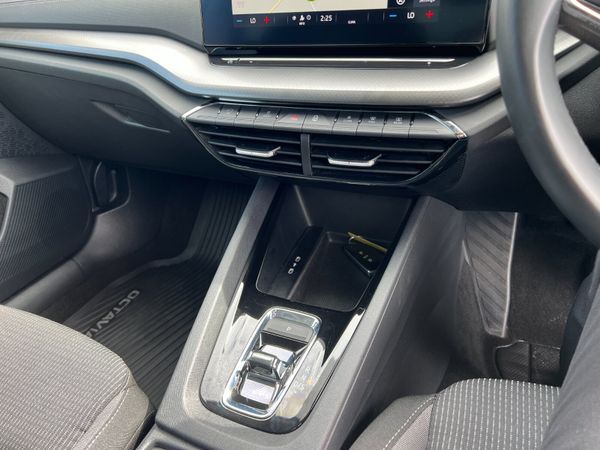 2022 Skoda Octavia SE Tech 1.0 TSI -Automatic 359717361
