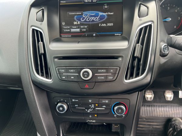 2015 Ford Focus Zetec S 1.5 TDCI 359717774