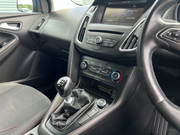 2015 Ford Focus Zetec S 1.5 TDCI 359717776