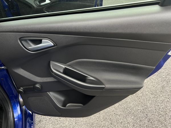 2015 Ford Focus Zetec S 1.5 TDCI 359717778