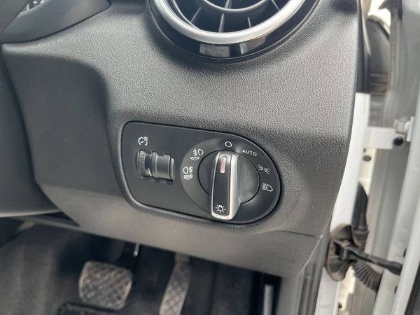 AUDI A1 2016, 1.0 5DR AUTO LOW KMS 359725700