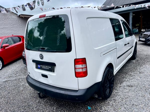 12 VW Caddy (RARE 5 SEATER/NEW DOE) 359720875