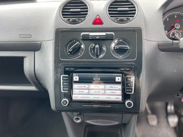 12 VW Caddy (RARE 5 SEATER/NEW DOE) 359720881