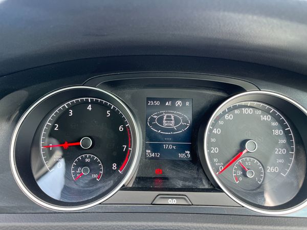 VOLKSWAGEN GOLF 2018, 1.2 TSI 5DR AUTO LOW KMS 359744773
