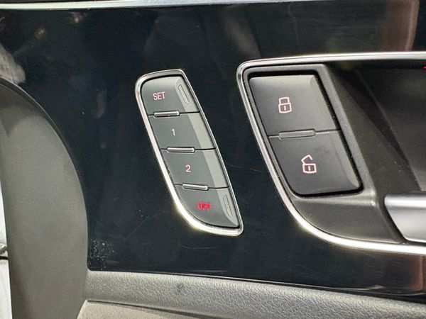 Audi A6 SLine Black Ed Ultra 190 PS READ AD 359746349