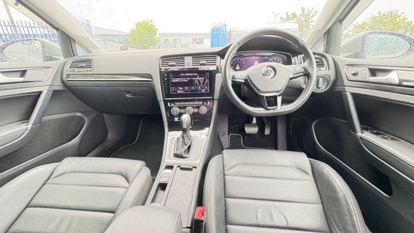 Volkswagen GOLF 1.4 TSI 2020 359746364