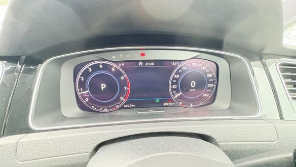 Volkswagen GOLF 1.4 TSI 2020 359746366