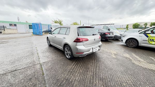 Volkswagen GOLF 1.4 TSI 2020 359746369