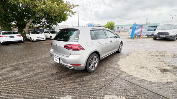 Volkswagen GOLF 1.4 TSI 2020 359746378
