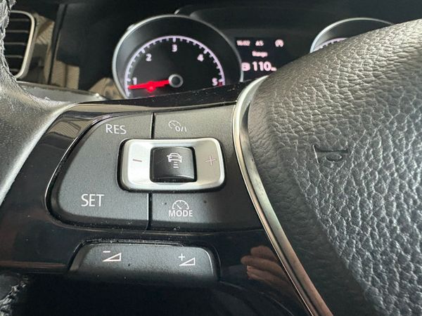 Volkswagen Golf Highline 1.6 TDi NCT 07/27 359746470