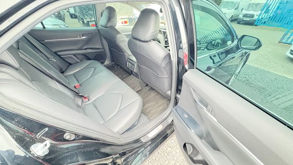 Toyota Camry 2.5 Hybrid Automatic 2019 359746878