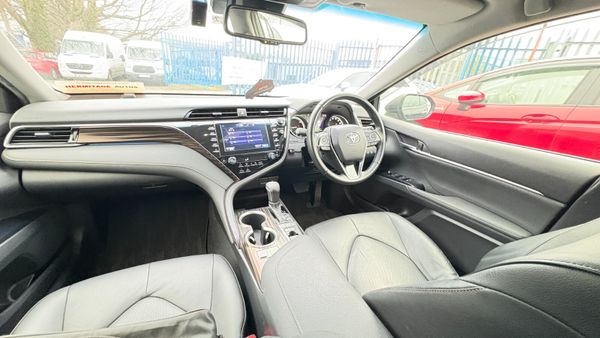 Toyota Camry 2.5 Hybrid Automatic 2019 359746879