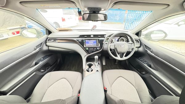 Toyota Camry 2.5 Hybrid Automatic 2019 359747154