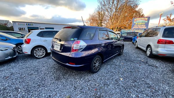 Honda Shuttle 1.3 Hybrid 2014 359747316