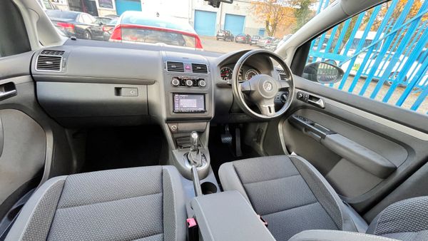 VW Touran 1.4 TSI Automatic 7 Seat 2014 359748857