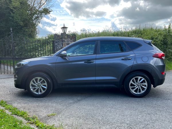 Hyundai Tucson 1.7 Comfort Plus 359748898