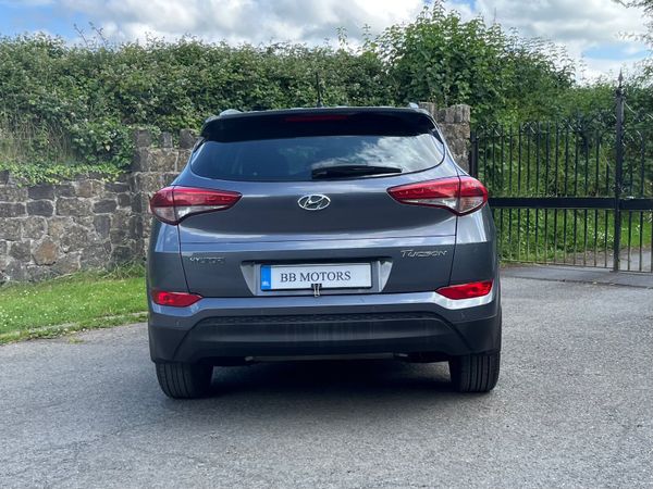 Hyundai Tucson 1.7 Comfort Plus 359748924
