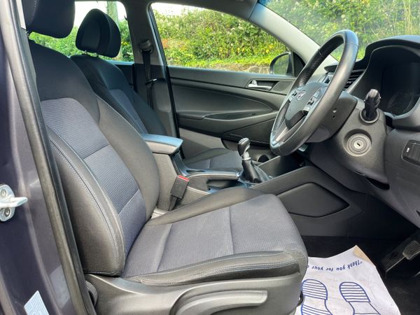 Hyundai Tucson 1.7 Comfort Plus 359748927