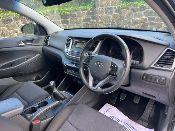 Hyundai Tucson 1.7 Comfort Plus 359748937