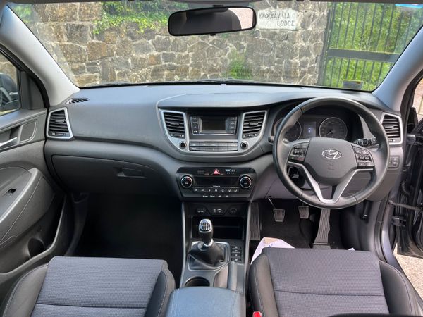 Hyundai Tucson 1.7 Comfort Plus 359748938