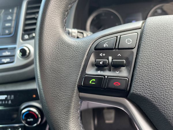 Hyundai Tucson 1.7 Comfort Plus 359748933