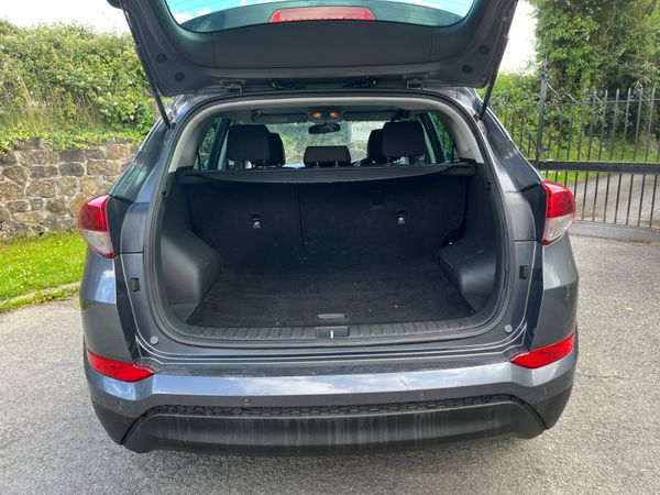 Hyundai Tucson 1.7 Comfort Plus 359748940