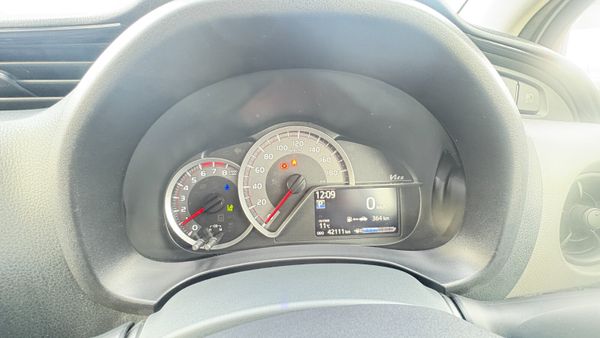 Toyota Vitz 1.3 Petrol Auto 2016 359742736