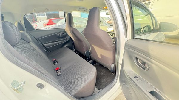 Toyota Vitz 1.3 Petrol Auto 2016 359742739