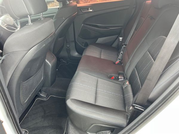 Hyundai Tucson 1.7 D Comfort 359743015