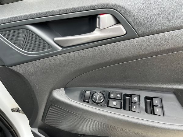 Hyundai Tucson 1.7 D Comfort 359743030