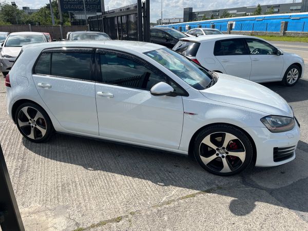 VOLKSWAGEN GOLF 2015, GTI 2.0 TFSI DSG LOW KMS 359750265