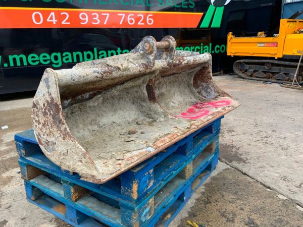 60" STRICKLAND GRADING BUCKET..45mm PINS...2008. 359753087