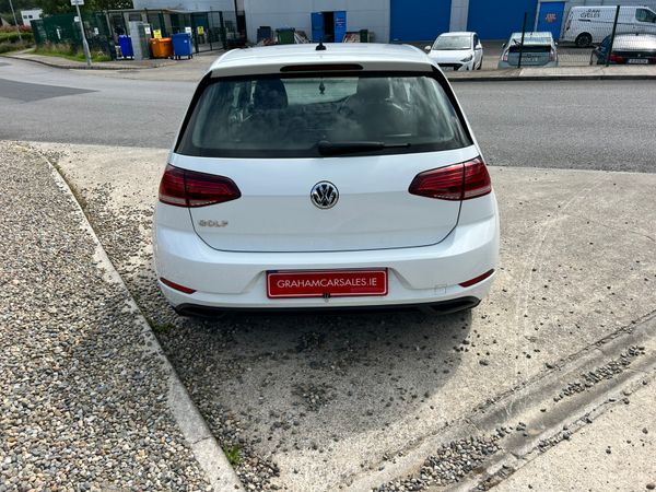 Volkswagon Golf van 359843508